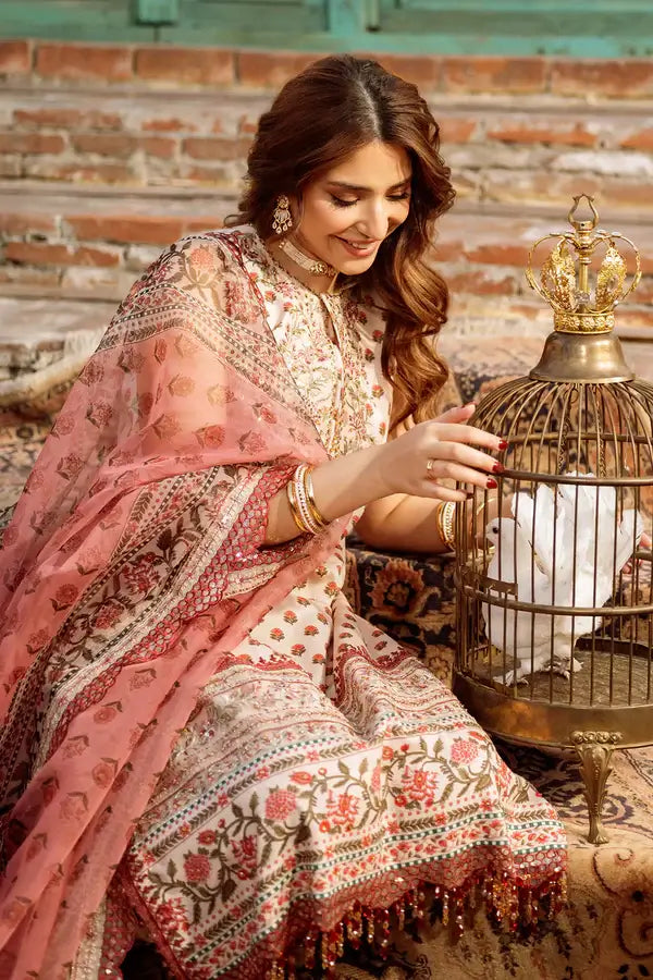 women clothing brands Embroidered - 3 Pc Lawn Suit (Organza Dupatta)