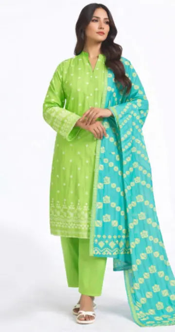 alkaram 3 piece suite barcode 06 Gul Fatima