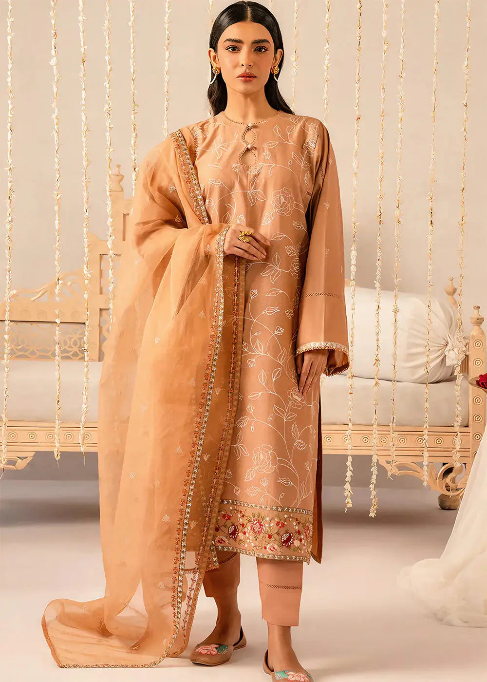 Lawn 3PC Zarmeen & Emaan Premium Code: 641 GULFATIMA