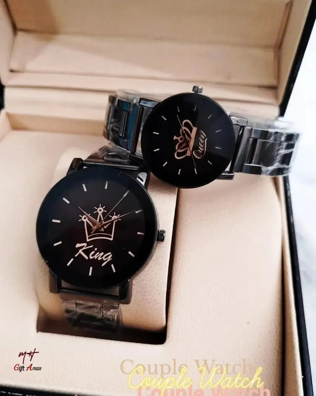 CODE HGMK17-Restock   Most Demanding  Couple Watch 👩‍❤‍👩 /- With Box 🎁 Gul Fatima